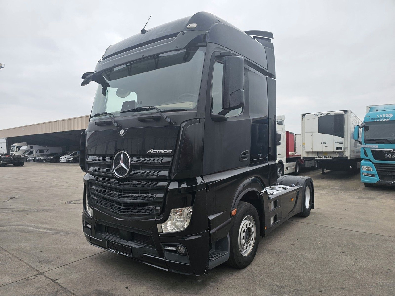 Mercedes-Benz ACTROS 1845 * MOTORSCHADEN * KLIMA * - Tractor unit: picture 3 Mercedes-Benz ACTROS 1845 * MOTORSCHADEN * KLIMA * - Tractor unit: picture 3