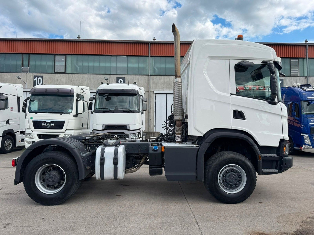Scania G500 *ALLRAD*KIPPHYDRAULIK* 4 X 4 * - Tractor unit: picture 4 Scania G500 *ALLRAD*KIPPHYDRAULIK* 4 X 4 * - Tractor unit: picture 4