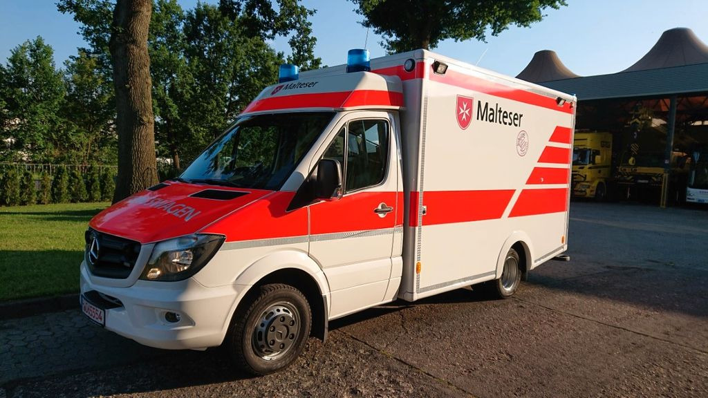 Mercedes-Benz Sprinter 519 / ATM 0km 4x on Stock - Ambulance: picture 1 Mercedes-Benz Sprinter 519 / ATM 0km 4x on Stock - Ambulance: picture 1