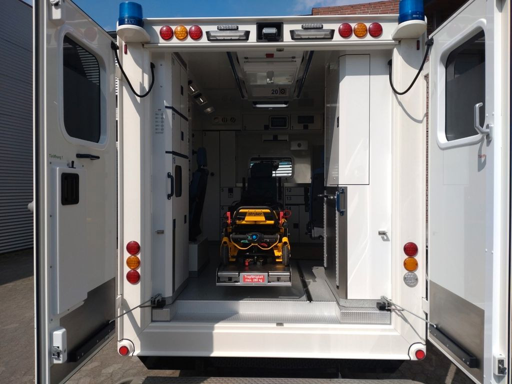 Mercedes-Benz Sprinter 519 / ATM 0km 4x on Stock - Ambulance: picture 5 Mercedes-Benz Sprinter 519 / ATM 0km 4x on Stock - Ambulance: picture 5