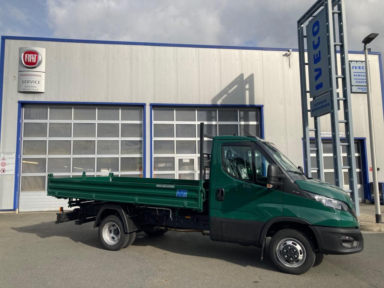 Iveco Daily 50C18H Iveco Daily 50C18H Euro6 Klima AHK ZV - Tipper van: picture 4 Iveco Daily 50C18H Iveco Daily 50C18H Euro6 Klima AHK ZV - Tipper van: picture 4