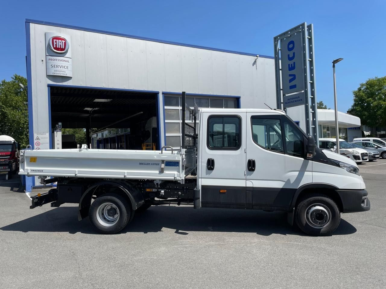 Iveco Daily 70C18H DK - Tipper van: picture 3 Iveco Daily 70C18H DK - Tipper van: picture 3