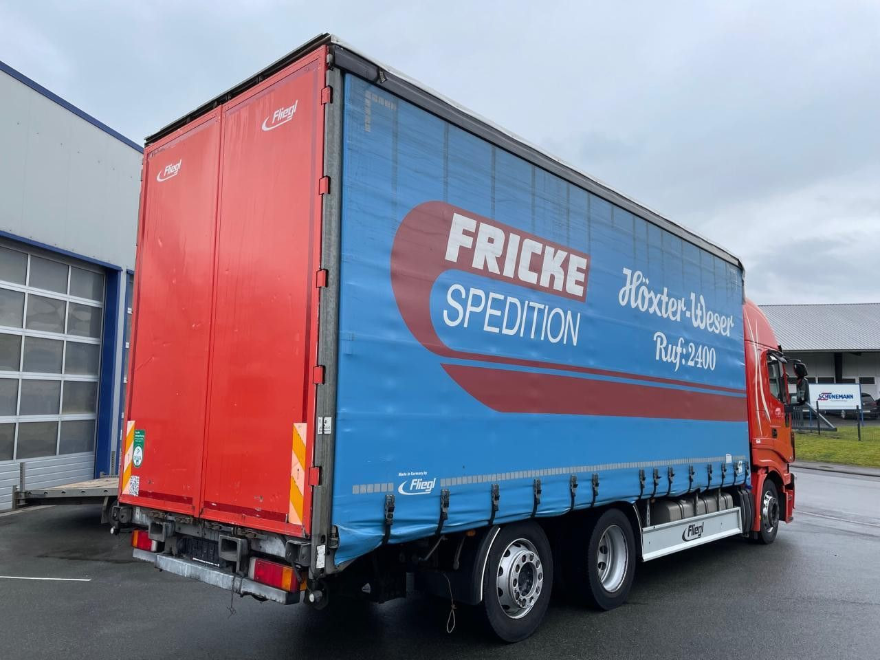 Iveco Stralis AS260S42Y/FP GV Euro6 Intarder Klima AHK Iveco Stralis AS260S42Y/FP GV Euro6 Intarder Klima AHK - Curtainsider truck: picture 4 Iveco Stralis AS260S42Y/FP GV Euro6 Intarder Klima AHK Iveco Stralis AS260S42Y/FP GV Euro6 Intarder Klima AHK - Curtainsider truck: picture 4