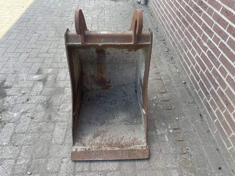 CW 10 - Bucket for Construction machinery: picture 3 CW 10 - Bucket for Construction machinery: picture 3