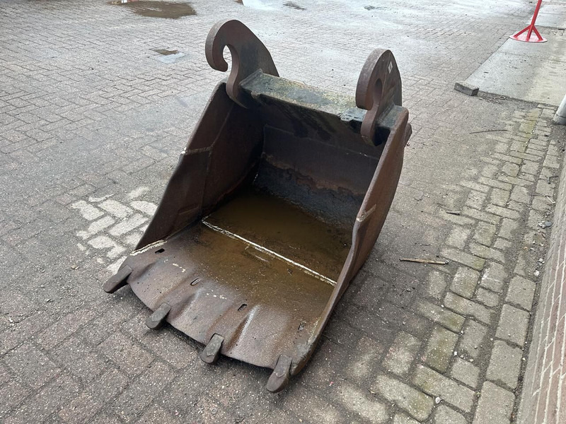 CW 40 - Bucket for Excavator: picture 5 CW 40 - Bucket for Excavator: picture 5