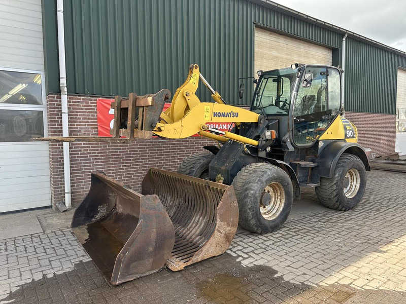 Komatsu WA 90-5 - Wheel loader: picture 2 Komatsu WA 90-5 - Wheel loader: picture 2