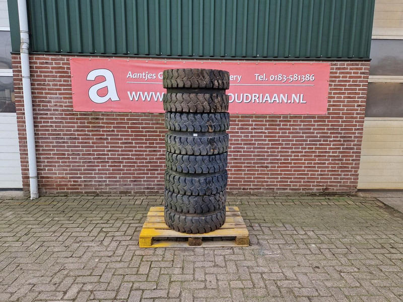 Onbekend Banden - Wheels and tires: picture 1 Onbekend Banden - Wheels and tires: picture 1