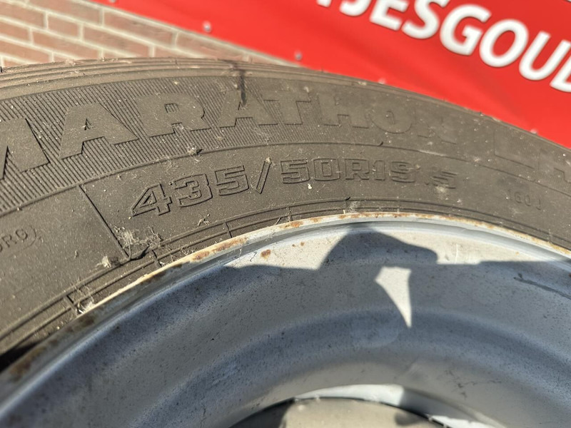 Onbekend - Tire for Truck: picture 4 Onbekend - Tire for Truck: picture 4