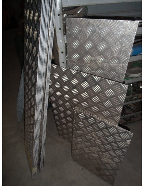 Onbekend - Bumper: picture 3 Onbekend - Bumper: picture 3