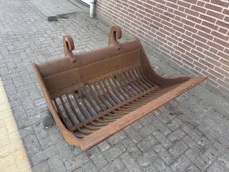 Puinriek CW 30 - Bucket: picture 3 Puinriek CW 30 - Bucket: picture 3