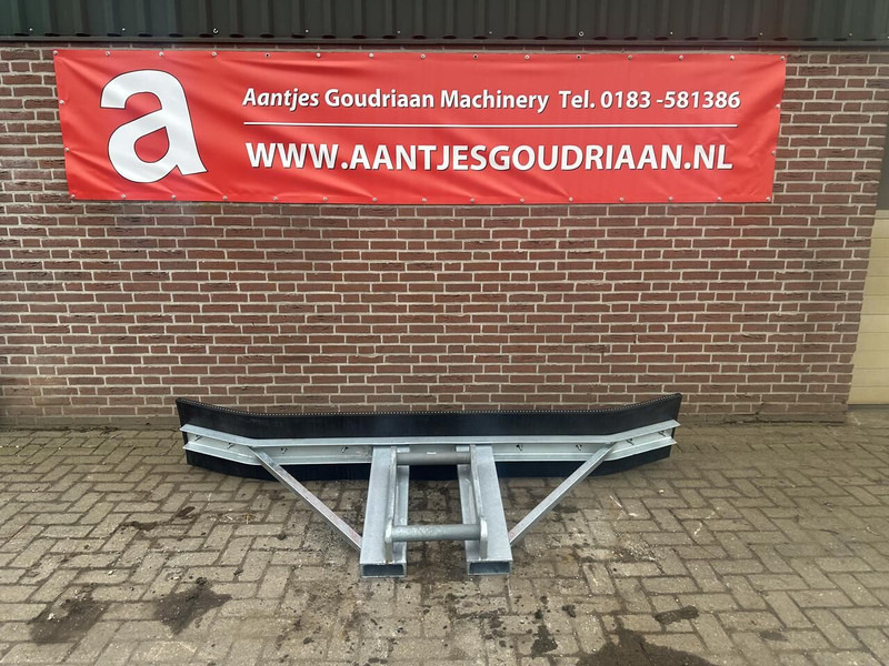 Rubber schuif met S60 aansluiting - Nieuw - Soil tillage equipment: picture 1 Rubber schuif met S60 aansluiting - Nieuw - Soil tillage equipment: picture 1