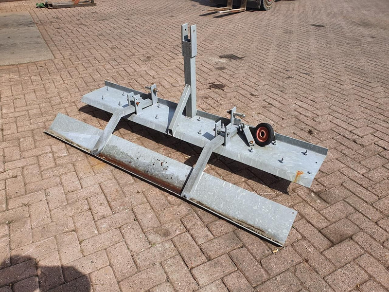 Manegevlakker 2000mm - Harrow: picture 4 Manegevlakker 2000mm - Harrow: picture 4