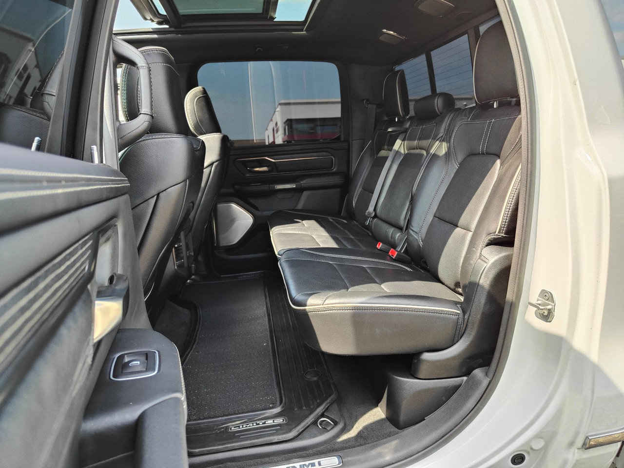 SUV Dodge RAM HEMI Limited 5.7 PRINS LPG Luftfederung: picture 11 SUV Dodge RAM HEMI Limited 5.7 PRINS LPG Luftfederung: picture 11