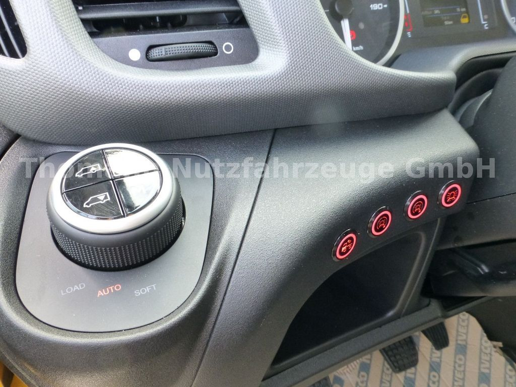 New Tow truck, Van Iveco DAILY 70C18 DoKa Schiebeplateau Luftfed Navi: picture 35