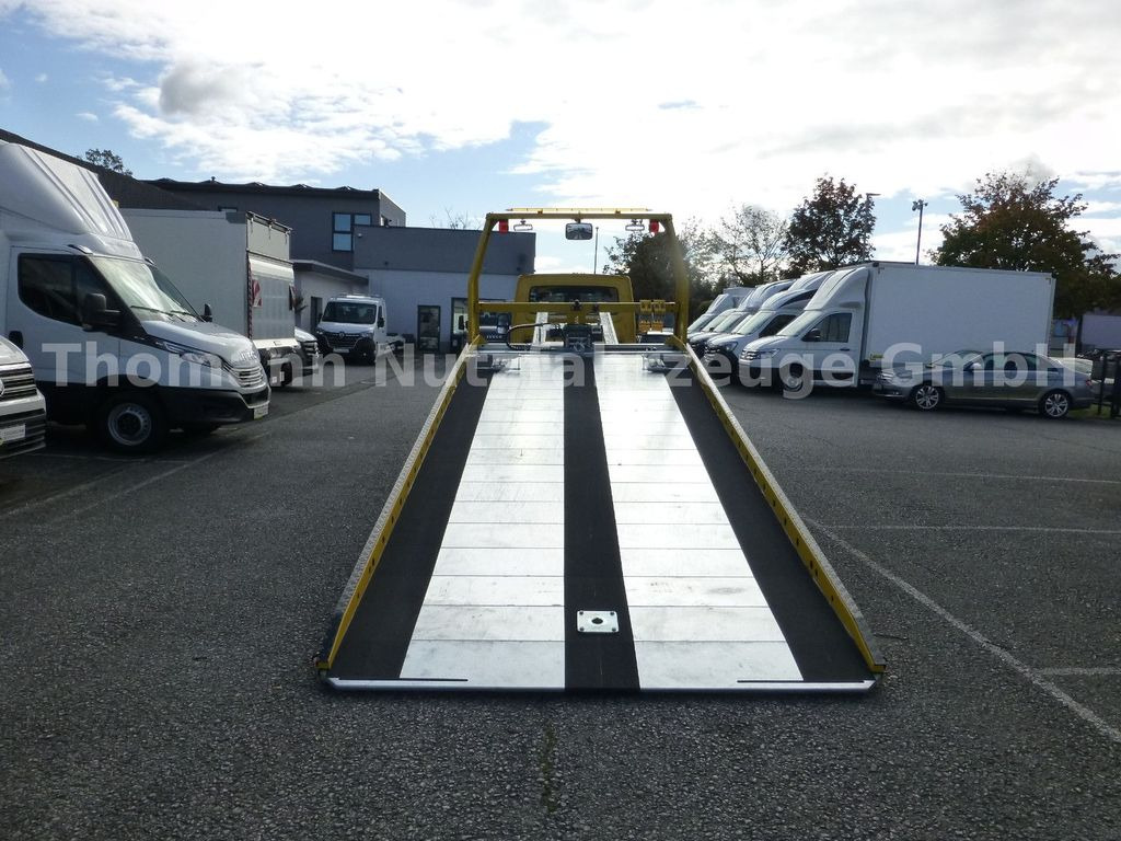 New Tow truck, Van Iveco DAILY 70C18 DoKa Schiebeplateau Luftfed Navi: picture 10