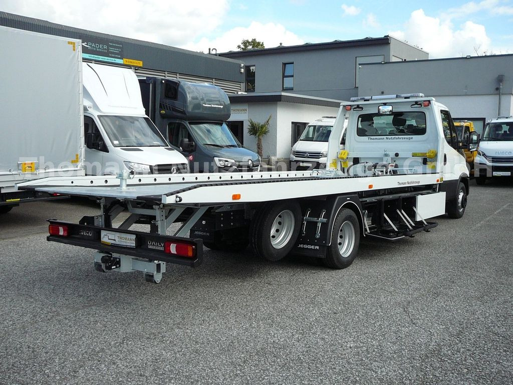 Iveco DAILY 70C18 Schiebeplateu Luftfed Navi - Tow truck, Van: picture 5 Iveco DAILY 70C18 Schiebeplateu Luftfed Navi - Tow truck, Van: picture 5