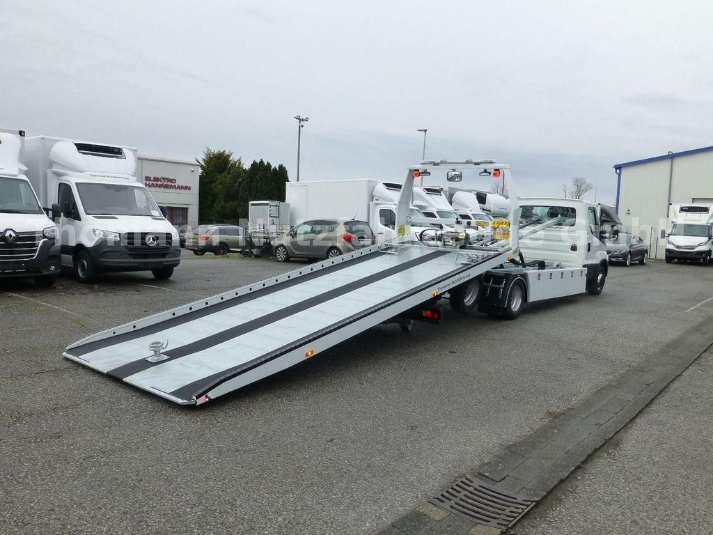 Iveco DAILY 72C18 Schiebeplateu Luftfed Navi - Tow truck, Van: picture 3 Iveco DAILY 72C18 Schiebeplateu Luftfed Navi - Tow truck, Van: picture 3