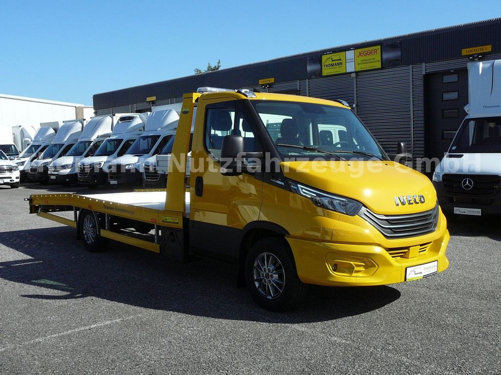 Iveco Daily 35S18 Autotransporter Aut. Luftfed. NAVI  - Tow truck, Van: picture 2 Iveco Daily 35S18 Autotransporter Aut. Luftfed. NAVI  - Tow truck, Van: picture 2
