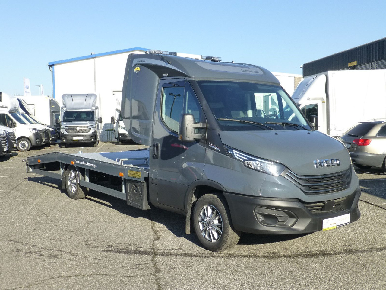 Iveco Daily 35S18 Autotransporter  NAVI Schlafkabine - Tow truck: picture 2 Iveco Daily 35S18 Autotransporter  NAVI Schlafkabine - Tow truck: picture 2