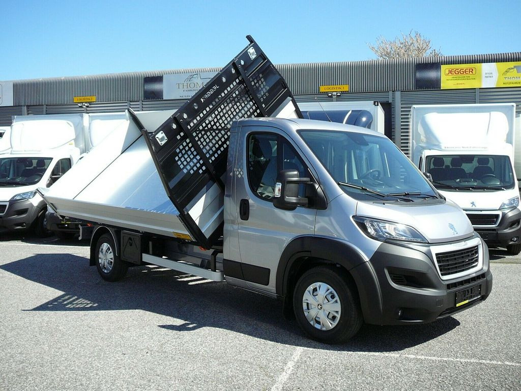 Peugeot Boxer Pritsche 3 Seiten Kipper Premiumaufbau - Tipper van: picture 4 Peugeot Boxer Pritsche 3 Seiten Kipper Premiumaufbau - Tipper van: picture 4