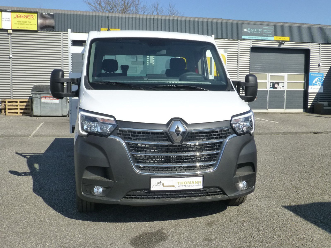 Renault Master by Trucks Pritsche offen Vollalu - Flatbed van: picture 3 Renault Master by Trucks Pritsche offen Vollalu - Flatbed van: picture 3