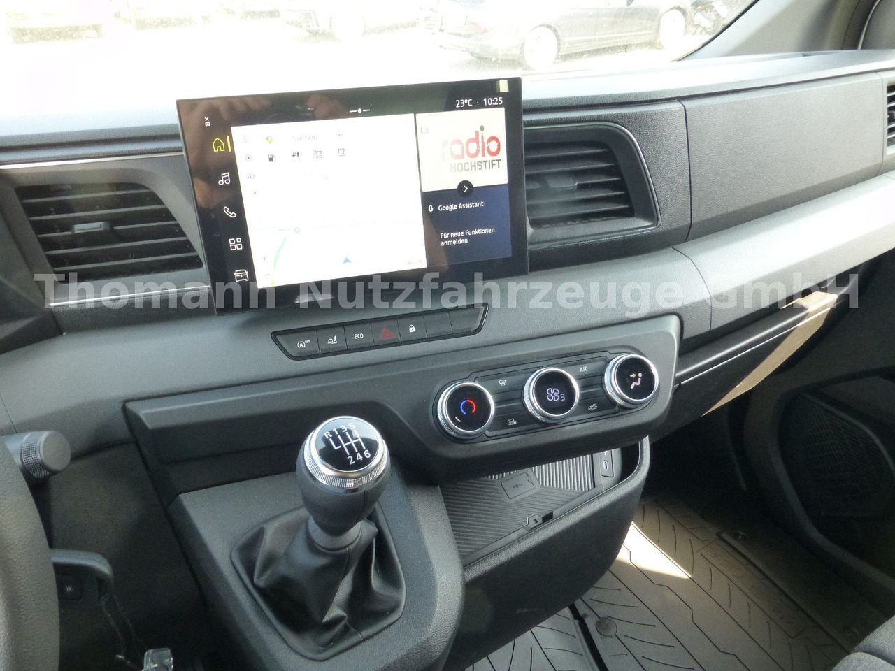 Curtain side van Renault NEW Master Pritsche Plane Schlafkabine: picture 12