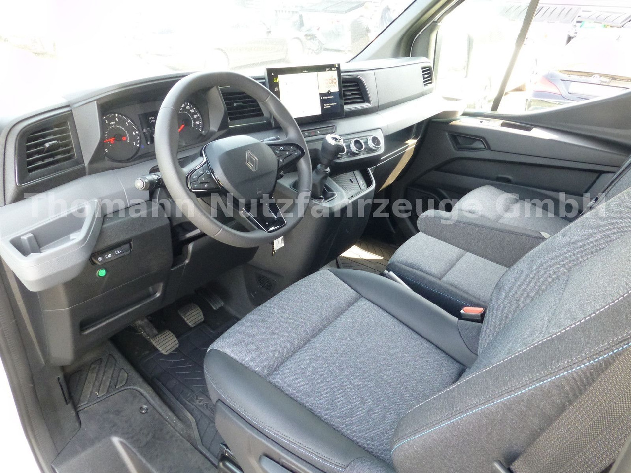 Curtain side van Renault NEW Master Pritsche Plane Schlafkabine: picture 10