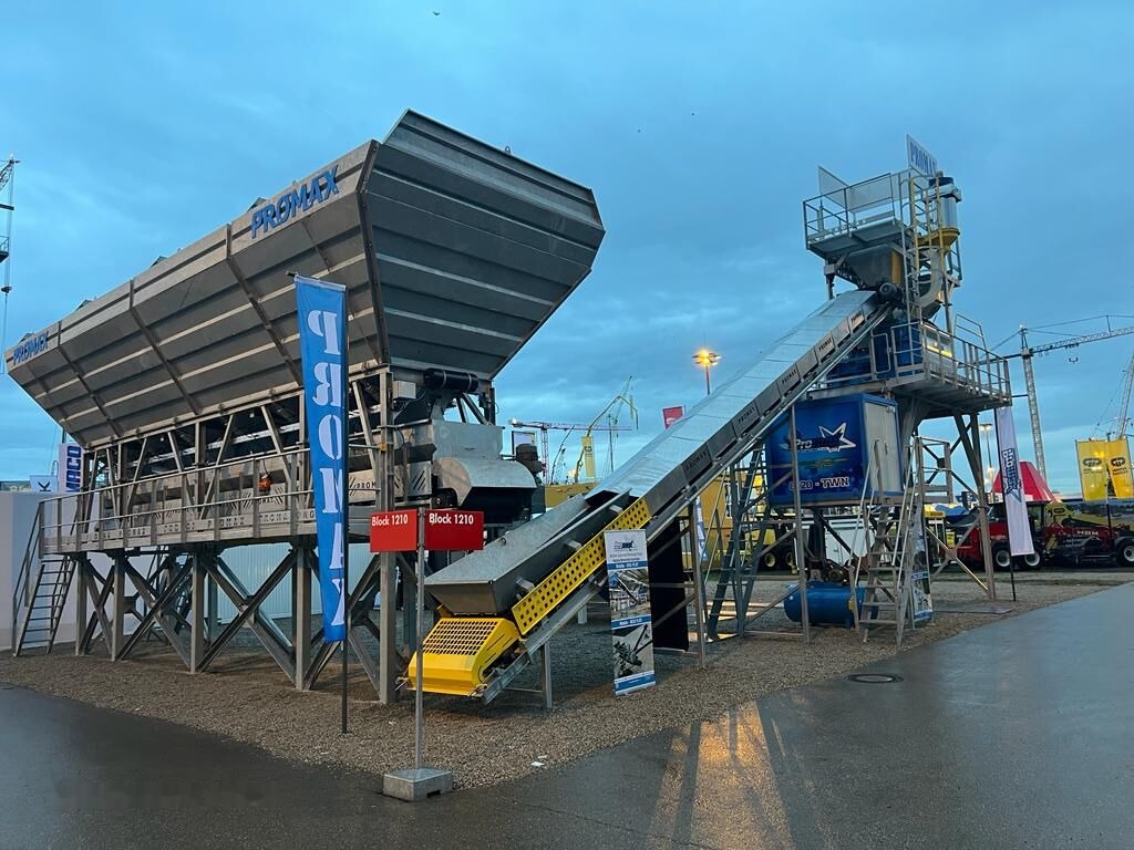 Promax GALVANIZED Compact Concrete Batching Plant C120-TWN-LINE (120m3/ - Cement silo: picture 1 Promax GALVANIZED Compact Concrete Batching Plant C120-TWN-LINE (120m3/ - Cement silo: picture 1