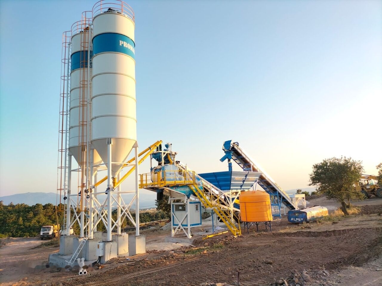 Promax Mobile Concrete Batching Plant PROMAX M60-SNG (60m3/h) - Concrete plant: picture 3 Promax Mobile Concrete Batching Plant PROMAX M60-SNG (60m3/h) - Concrete plant: picture 3
