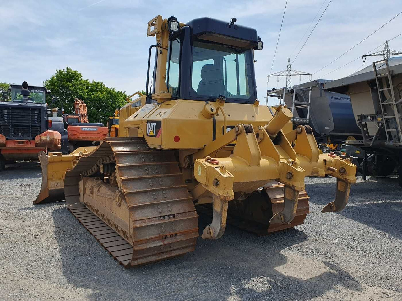 CAT D6N LGP / 8.524h / Klappschild / Ripper - Bulldozer: picture 4 CAT D6N LGP / 8.524h / Klappschild / Ripper - Bulldozer: picture 4