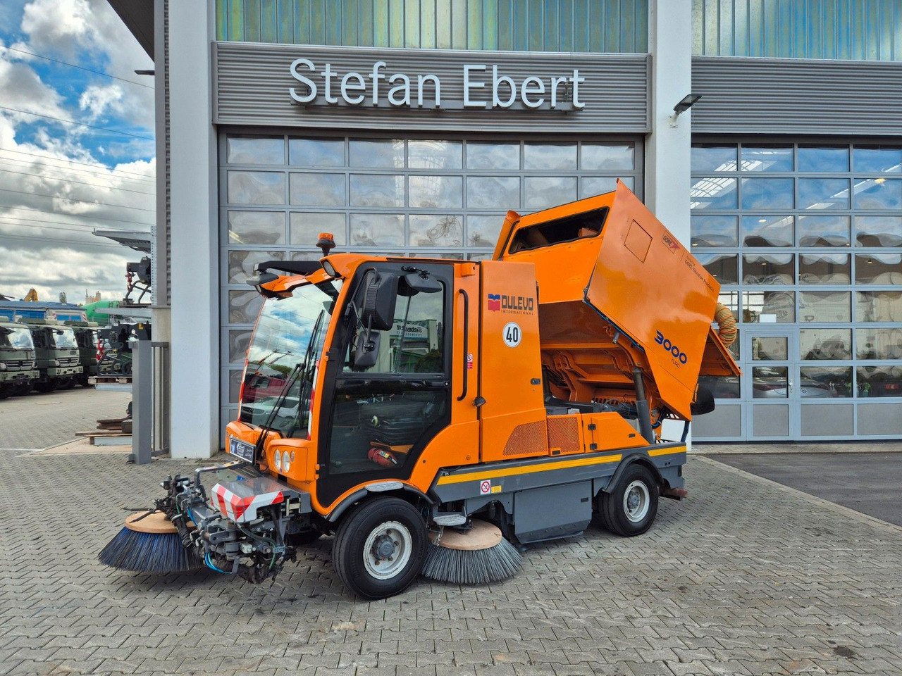 Dulevo 3000 T Revolution 5.134h - Road sweeper: picture 3 Dulevo 3000 T Revolution 5.134h - Road sweeper: picture 3
