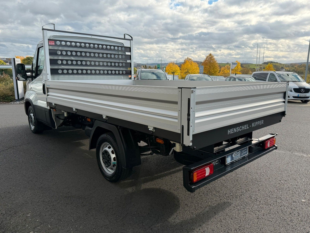 Iveco Daily 35S14 A8*R3.450mm*Automatik*Kamera*3Sitze* - Tipper van: picture 4 Iveco Daily 35S14 A8*R3.450mm*Automatik*Kamera*3Sitze* - Tipper van: picture 4