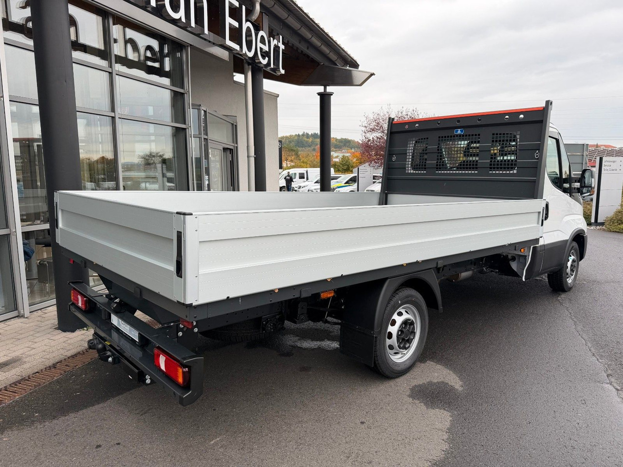 Iveco Daily 35S16 H 3.0L *R3.750mm*AHK*Klima* - Flatbed van: picture 4 Iveco Daily 35S16 H 3.0L *R3.750mm*AHK*Klima* - Flatbed van: picture 4