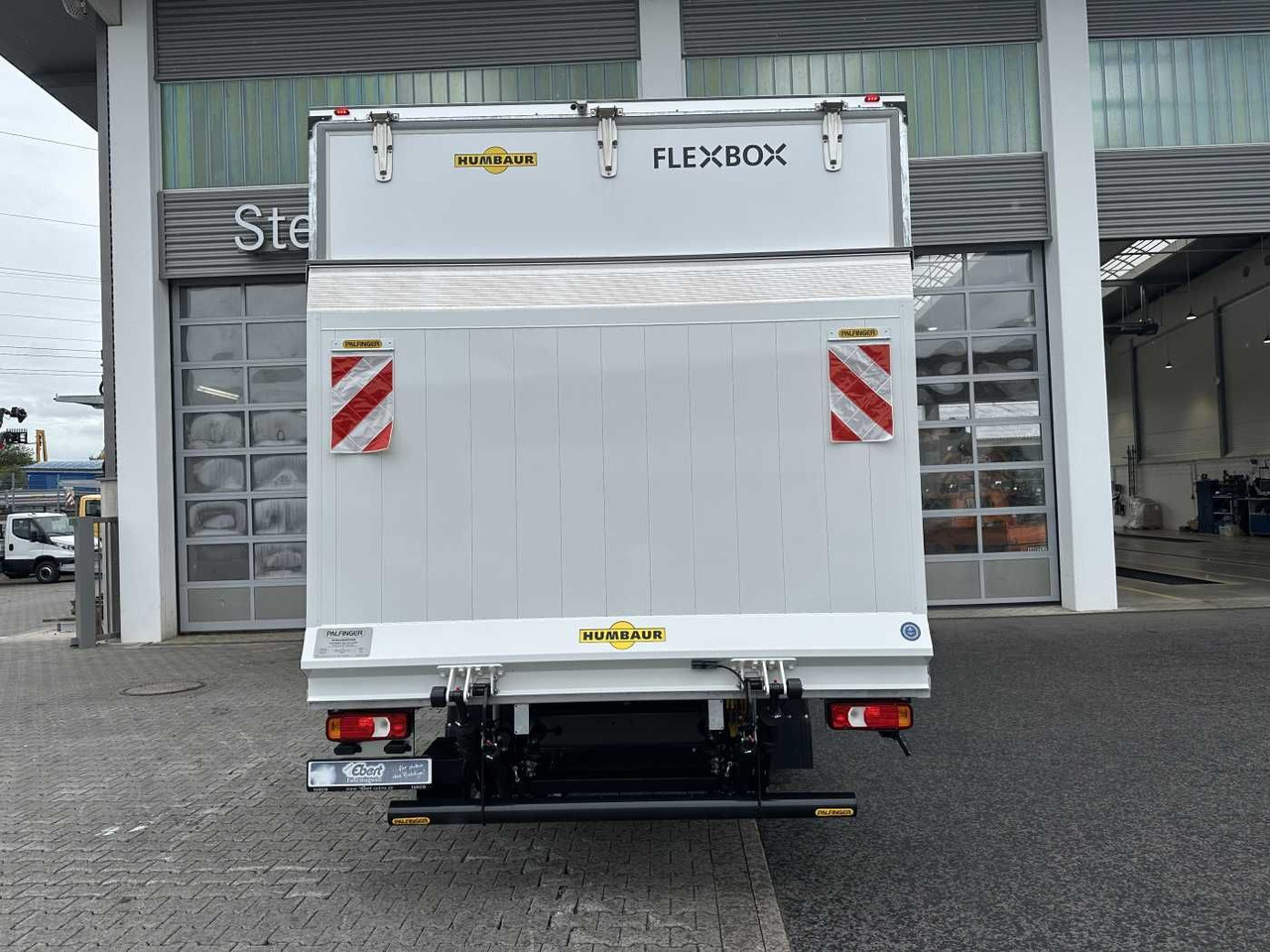 Lease a  Iveco Daily 70C18 HA8 *R5.100mm*LBW*Luft*Automatik* Iveco Daily 70C18 HA8 *R5.100mm*LBW*Luft*Automatik*: picture 6