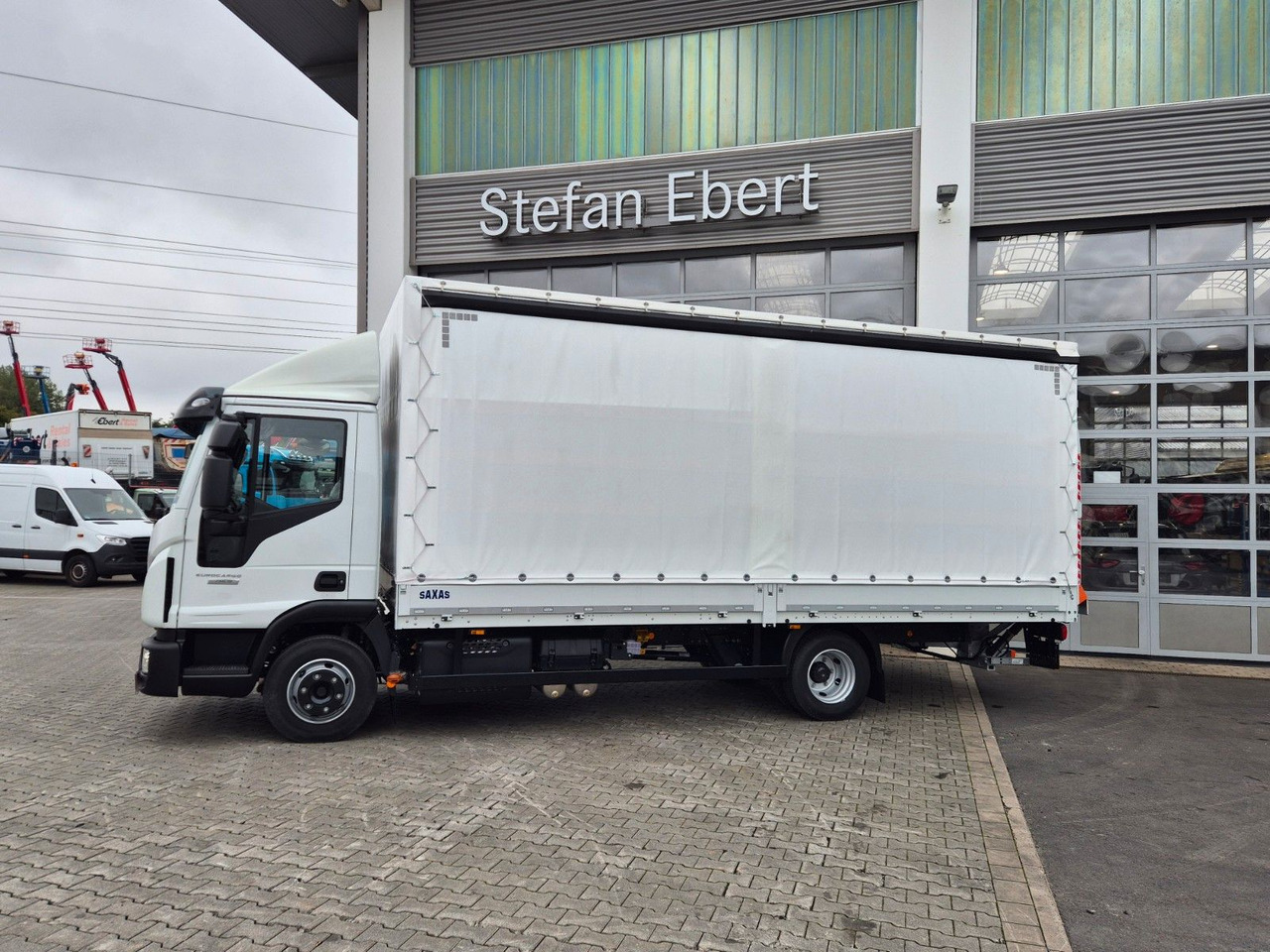Iveco Eurocargo ML75E19/P LBW  Spoiler Klima 3 Sitze - Curtain side van: picture 5 Iveco Eurocargo ML75E19/P LBW  Spoiler Klima 3 Sitze - Curtain side van: picture 5