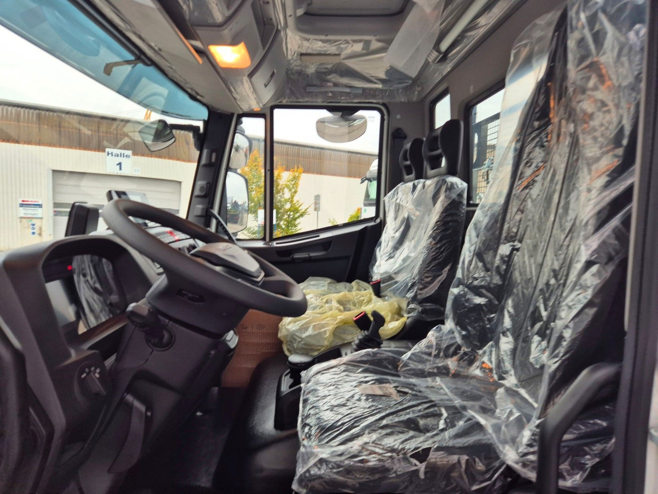 Lease a  Iveco Eurocargo ML80E21 Meiller Kipper 2x AHK 3 Sitze Iveco Eurocargo ML80E21 Meiller Kipper 2x AHK 3 Sitze: picture 15 Lease a  Iveco Eurocargo ML80E21 Meiller Kipper 2x AHK 3 Sitze Iveco Eurocargo ML80E21 Meiller Kipper 2x AHK 3 Sitze: picture 15