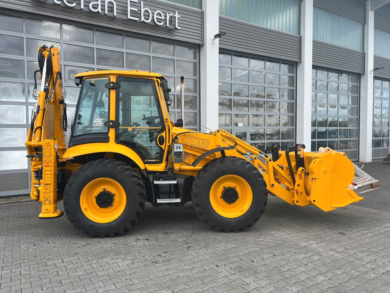 JCB 4CX / Klappschaufel / Dual Drive / Sonderedition - Backhoe loader: picture 2 JCB 4CX / Klappschaufel / Dual Drive / Sonderedition - Backhoe loader: picture 2