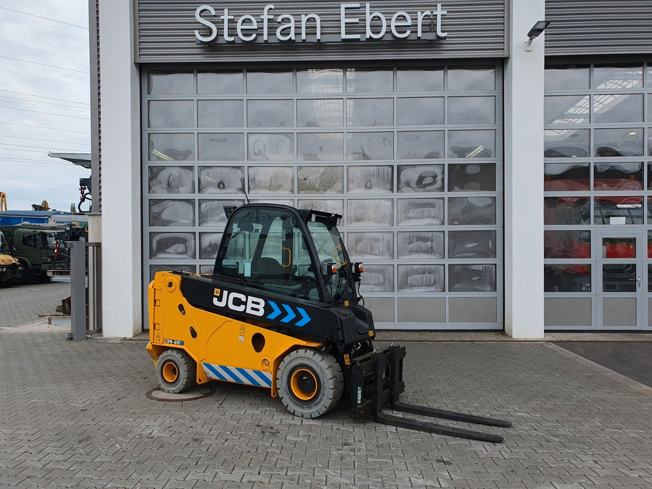 JCB TLT 35-22E Teletruck / nur 149h! / 2022 / SS - Telescopic handler: picture 1 JCB TLT 35-22E Teletruck / nur 149h! / 2022 / SS - Telescopic handler: picture 1