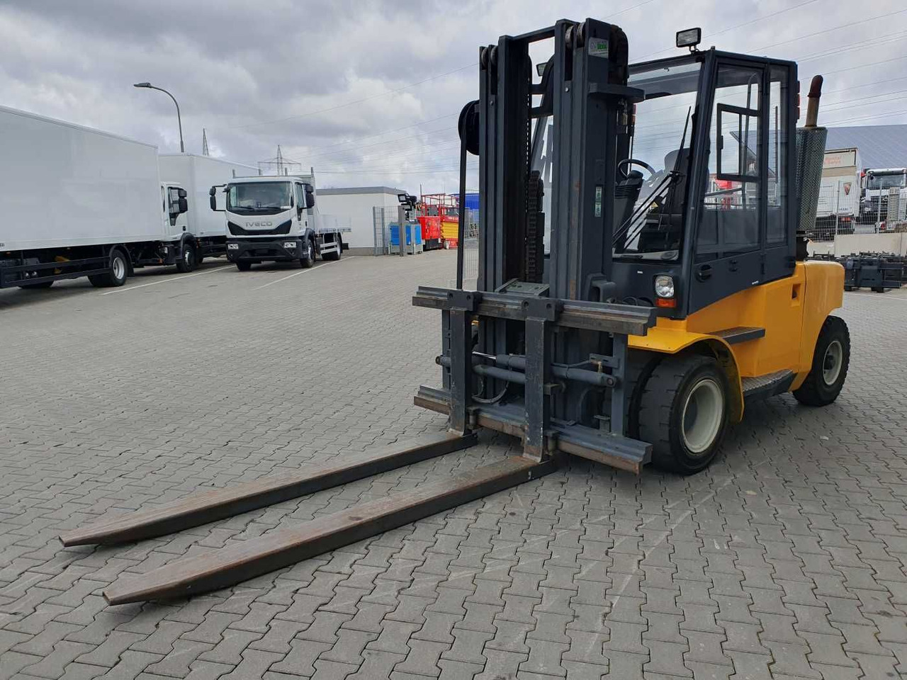 Diesel forklift Jungheinrich DFG 680 / 4.500mm / 2.413h / Zinkenverstellgerät: picture 8