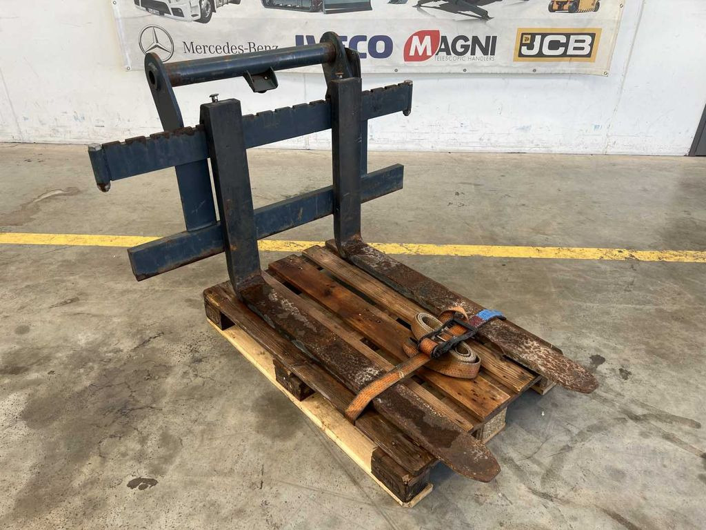 Magni Palettengabel / Manitou / 5.000 kg / 2017 - Forks: picture 2 Magni Palettengabel / Manitou / 5.000 kg / 2017 - Forks: picture 2