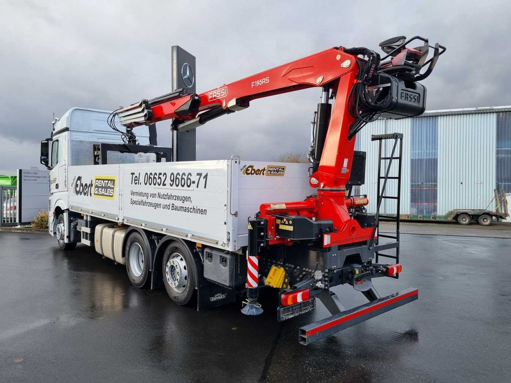 Interior photo 1: Lease a Mercedes-Benz Actros 2745 L 6x2 Baustoffpritsche+Kran Retarder Mercedes-Benz Actros 2745 L 6x2 Baustoffpritsche+Kran Retarder Mercedes-Benz Actros 2745 L 6x2 Baustoffpritsche+Kran Retarder Mercedes-Benz Actros 2745 L 6x2 Baustoffpritsche+Kran Retarder