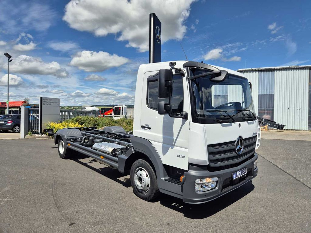 New Cab chassis truck Mercedes-Benz Atego 818 L Fahrgestell, 6 Stück vorhanden: picture 7
