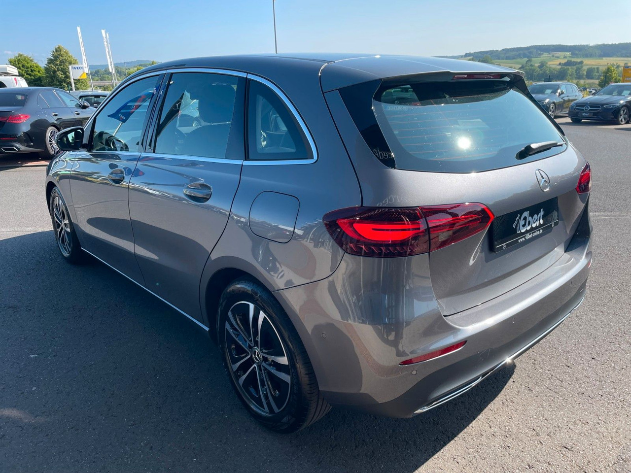 Mercedes-Benz B 200 d Progressive R-Kamera+Carplay+El.Heckklap - Station wagon: picture 3 Mercedes-Benz B 200 d Progressive R-Kamera+Carplay+El.Heckklap - Station wagon: picture 3