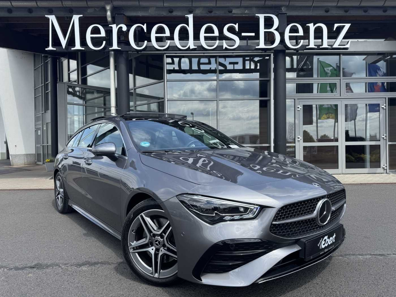 Mercedes-Benz CLA 200 AMG+Pano+MultiBeam+DistrPro+HUD+360 - Car: picture 1 Mercedes-Benz CLA 200 AMG+Pano+MultiBeam+DistrPro+HUD+360 - Car: picture 1