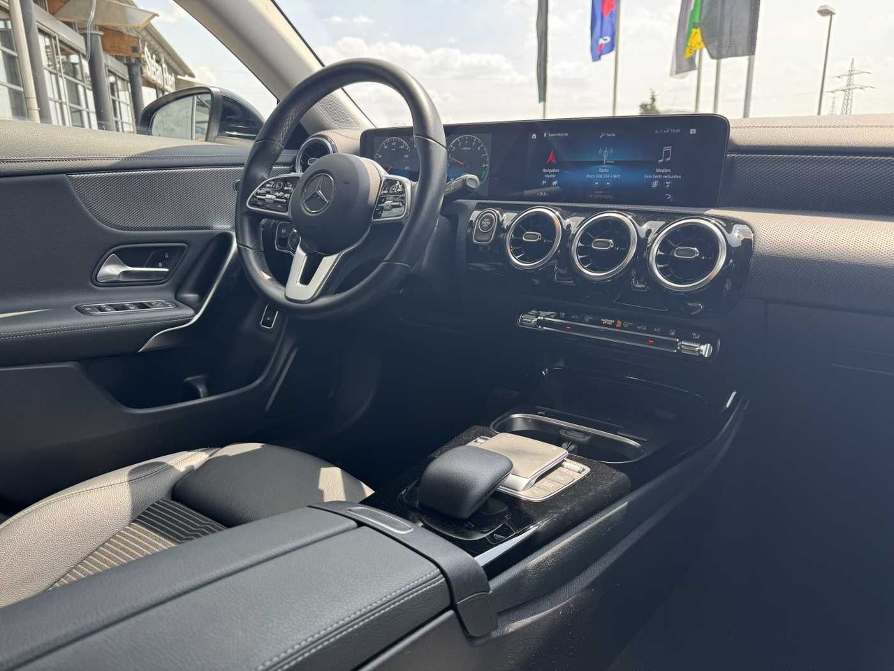 Car Mercedes-Benz CLA 250e Shooting Brake DistrPlus+RFK+Augment+LE: picture 14