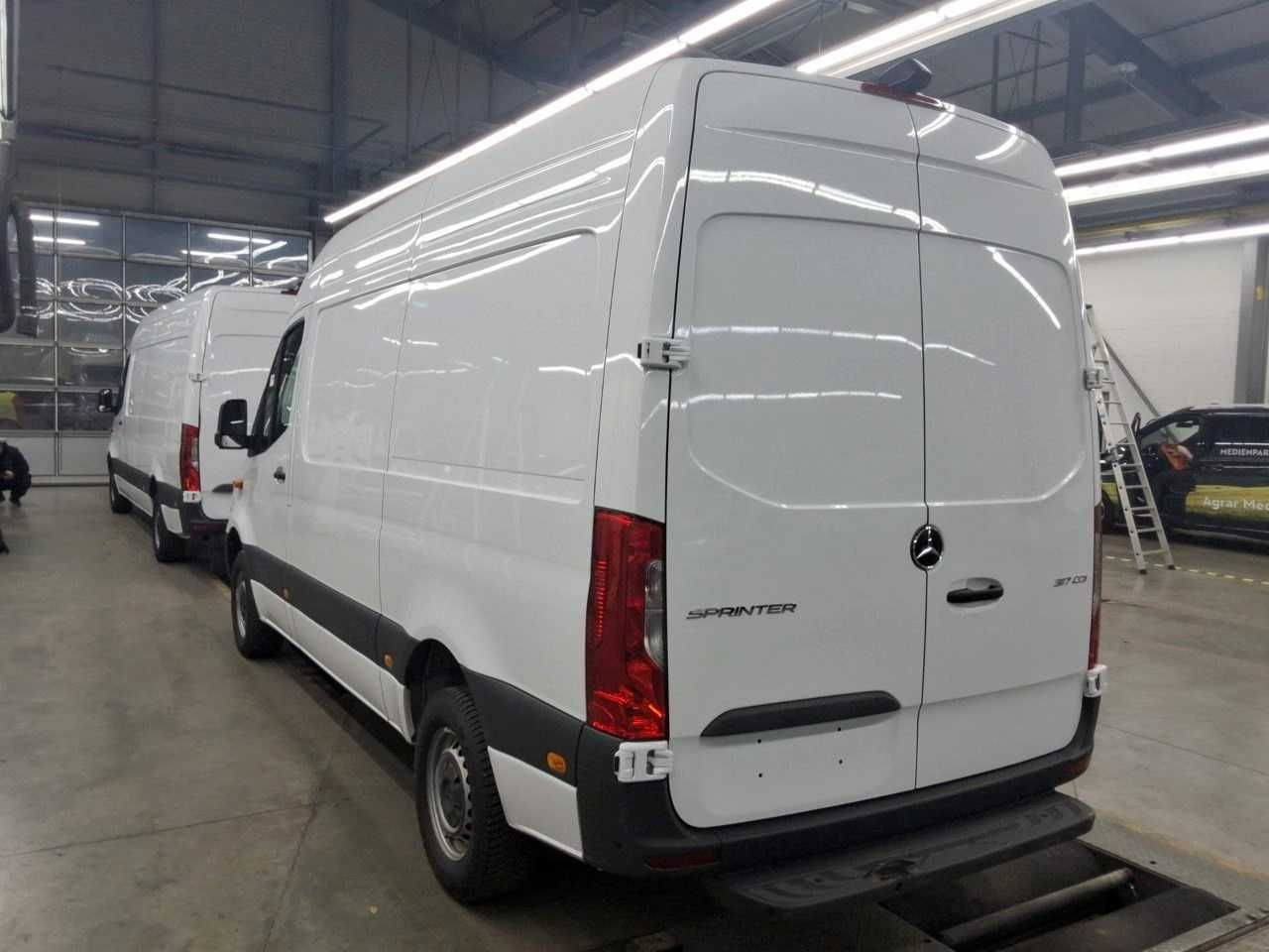 Mercedes-Benz Sprinter 317 CDI 3665 9G Klima Kamera Schwing - Panel van: picture 2 Mercedes-Benz Sprinter 317 CDI 3665 9G Klima Kamera Schwing - Panel van: picture 2