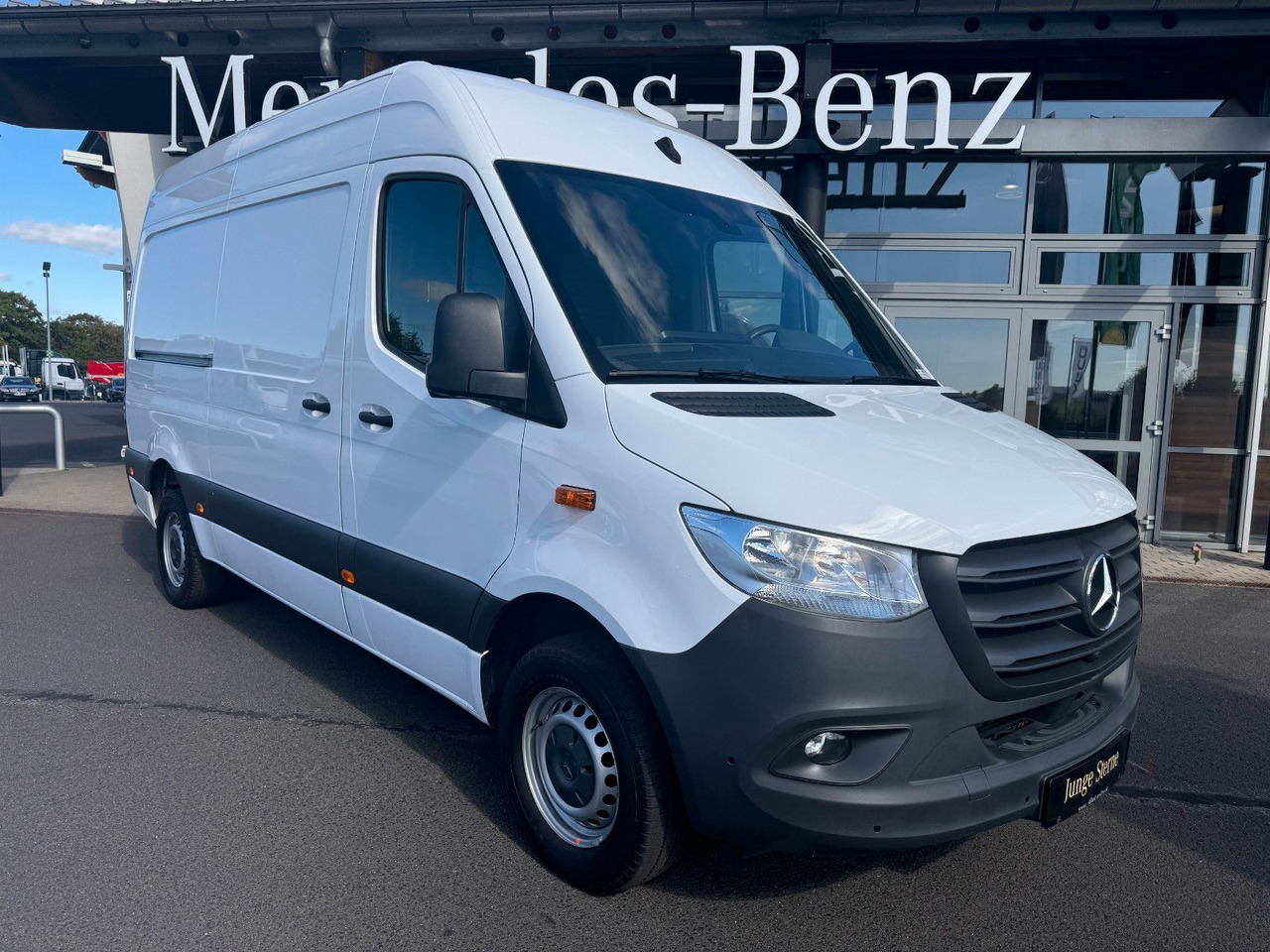 Mercedes-Benz Sprinter 317 CDI 3665 Klima 360 Schwing SHZ - Panel van: picture 1 Mercedes-Benz Sprinter 317 CDI 3665 Klima 360 Schwing SHZ - Panel van: picture 1