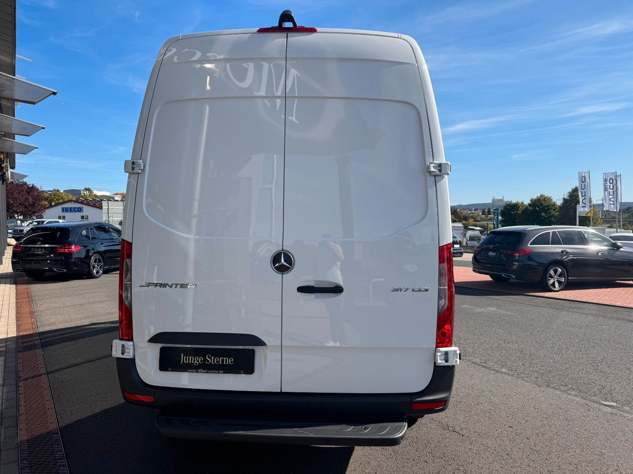 Mercedes-Benz Sprinter 317 CDI 3665 Klima 360 Schwing SHZ - Panel van: picture 5 Mercedes-Benz Sprinter 317 CDI 3665 Klima 360 Schwing SHZ - Panel van: picture 5