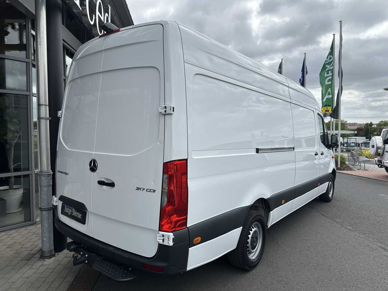 Mercedes-Benz Sprinter 317 CDI 4325 9G AHK3,5 Klima 360Kamera - Panel van: picture 4 Mercedes-Benz Sprinter 317 CDI 4325 9G AHK3,5 Klima 360Kamera - Panel van: picture 4