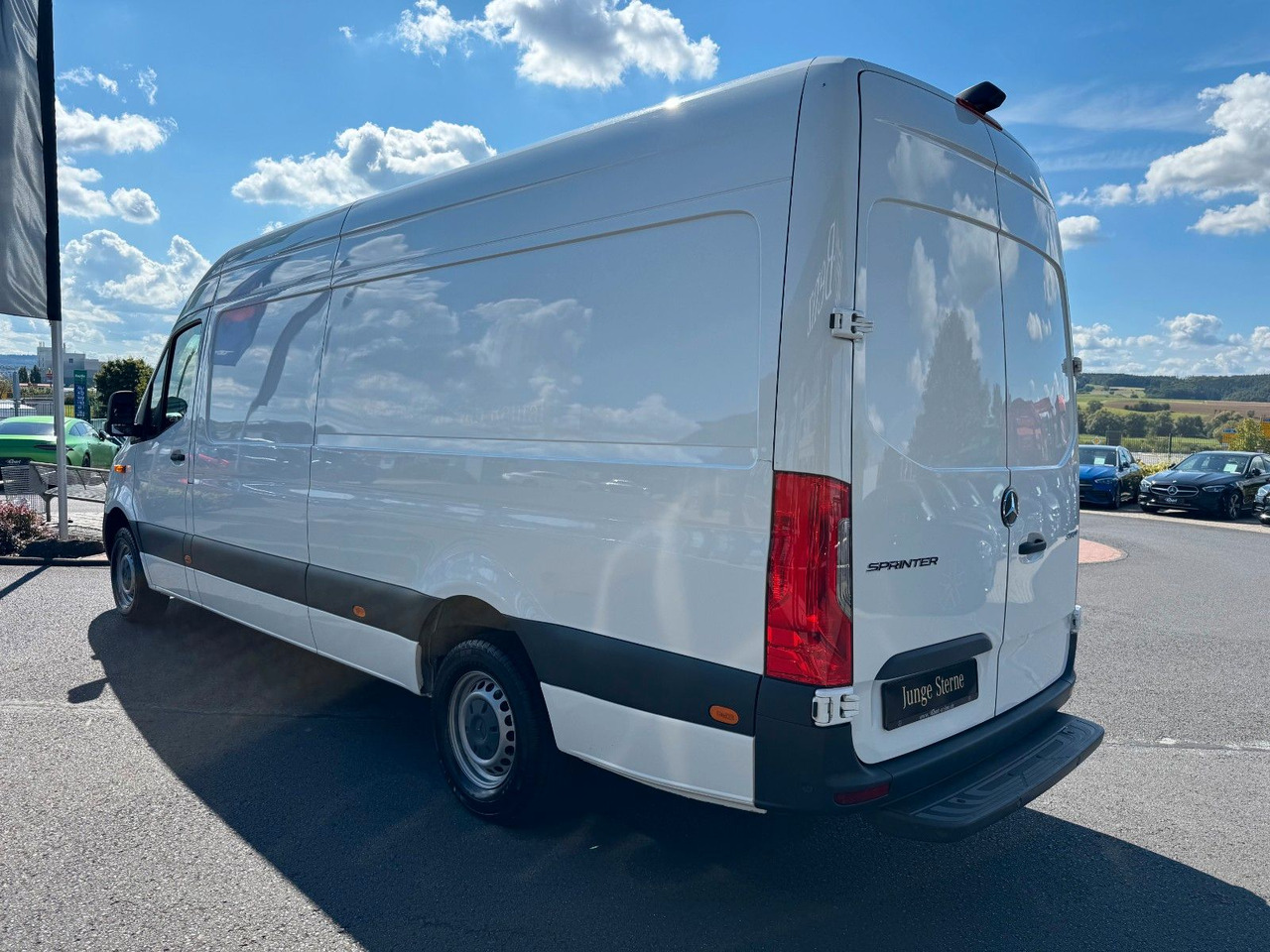 Mercedes-Benz Sprinter 317 CDI 4325 Klima 360 SHZ Schwing - Panel van: picture 4 Mercedes-Benz Sprinter 317 CDI 4325 Klima 360 SHZ Schwing - Panel van: picture 4